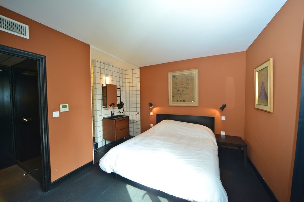 Logis - Hotel Restaurant La Mire Vierzon Bagian luar foto