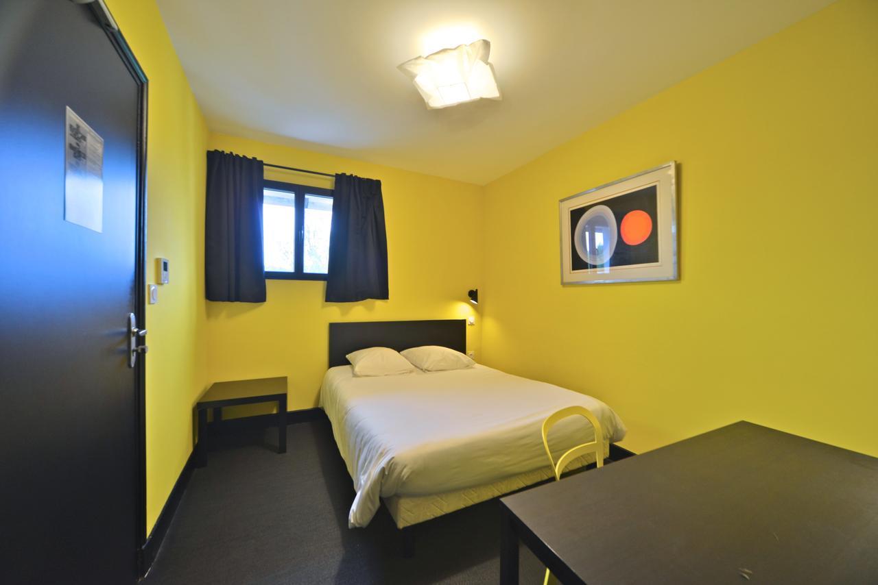 Logis - Hotel Restaurant La Mire Vierzon Bagian luar foto