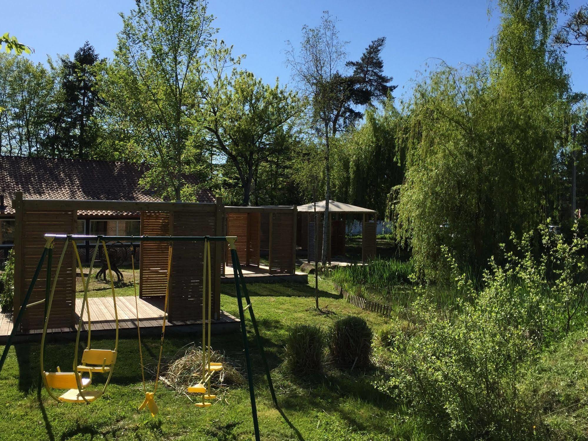Logis - Hotel Restaurant La Mire Vierzon Bagian luar foto