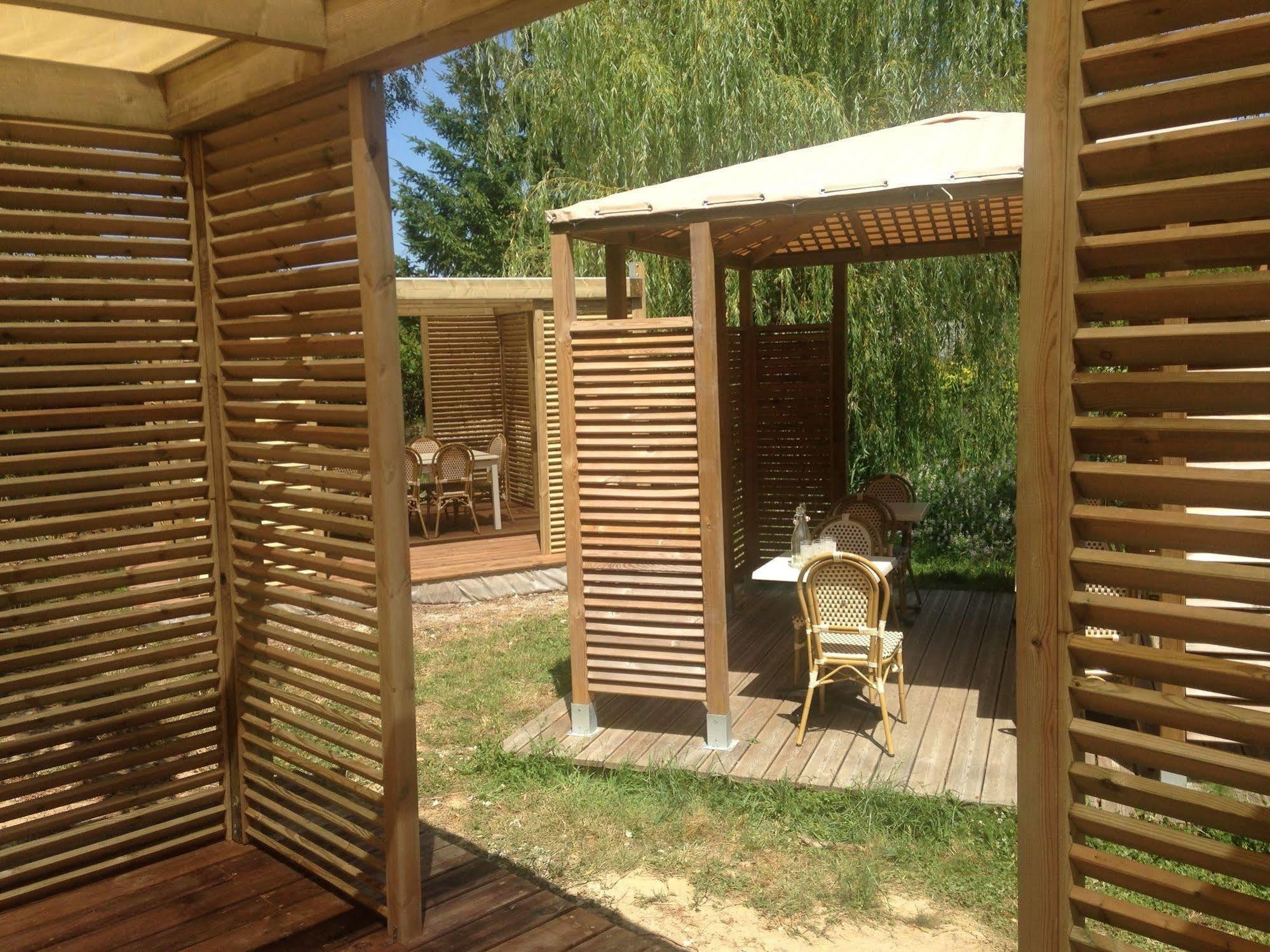 Logis - Hotel Restaurant La Mire Vierzon Bagian luar foto