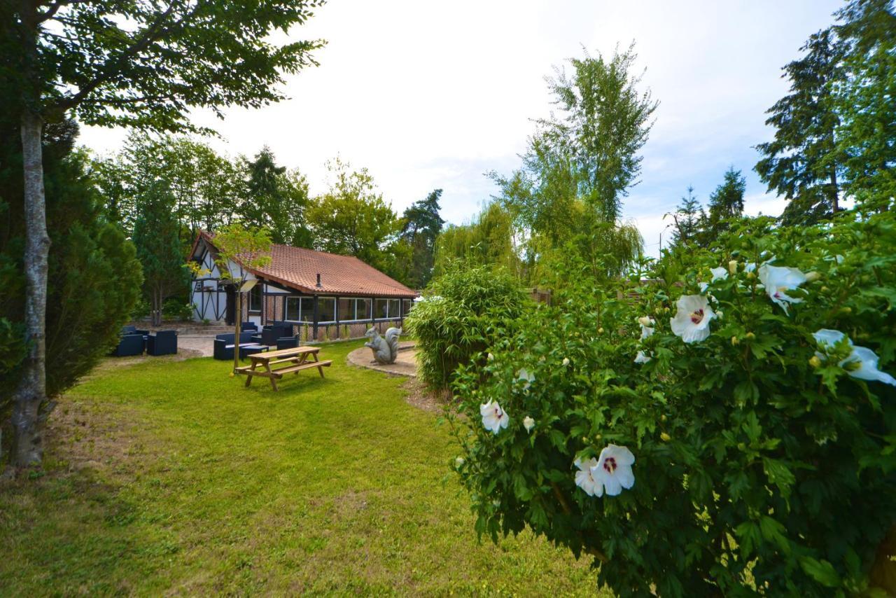 Logis - Hotel Restaurant La Mire Vierzon Ruang foto